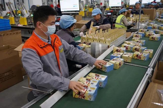 “一卡难求” 成爆款竟然是开化出品！PG麻将胡了免费试玩模拟器哪吒卡牌