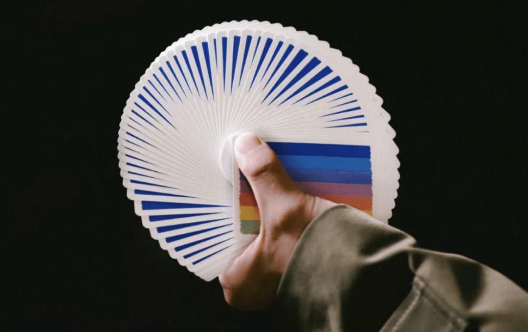 分享与交流「扑克牌翻飞的浪漫与秩序」麻将胡了试玩扑克牌艺术展览 花切魔术(图7) 分享与交流「扑克牌翻飞的浪漫与秩序」麻将胡了试玩扑克牌艺术展览 花切魔术(图7)